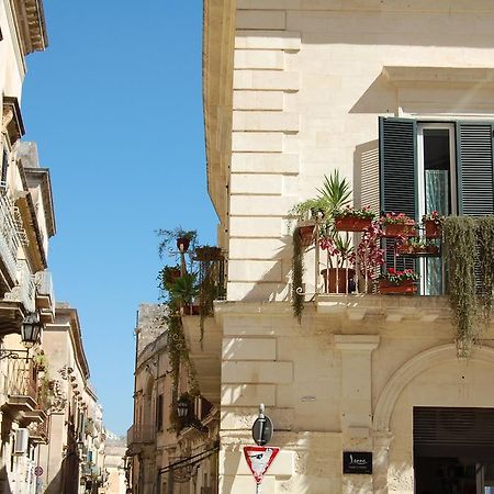 A Casa Di Francesca Apartment Lecce Exterior photo